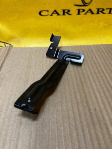 WSPORNIK MOCOWANI ZDERZAKA PRAWY TYŁ FORD KUGA MK3