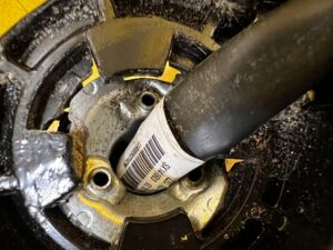 WSPORNIK STELAŻ LUSTERKA LUSTERKO ZEWNĘTRZNE PRAWE TESLA MODEL 3 PRZEDLIFT