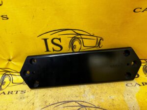 WSPORNIK UCHWYT MOCOWANIE TUNELU BMW F40