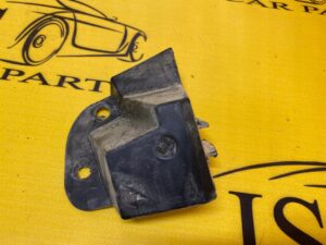 ŚLIZG MOCOWANIE ZDERZAKA PRAWY TYŁ FORD FIESTA MK8