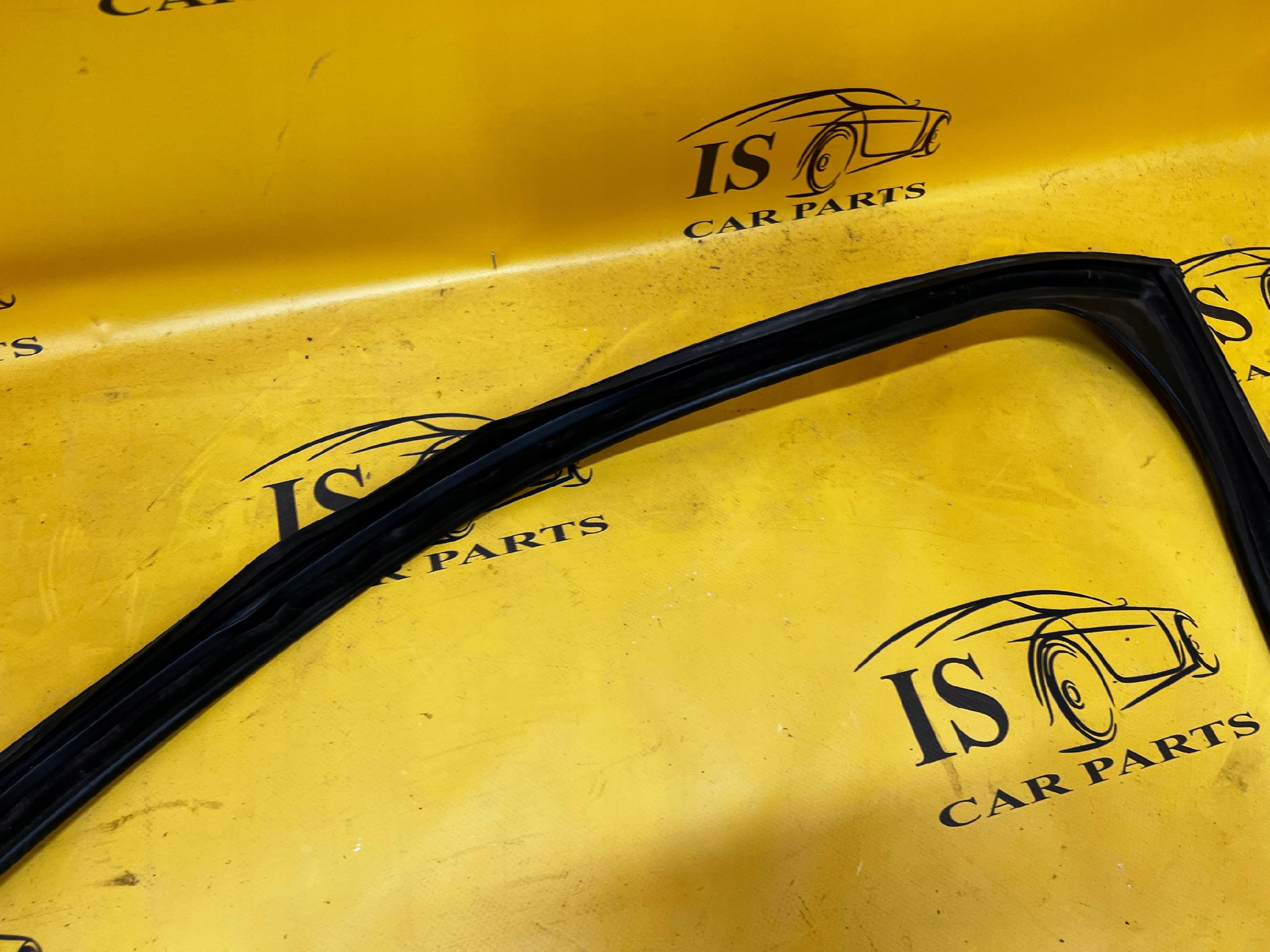 USZCZELKA SZYBY DRZWI PRZÓD LEWY CITROEN C4 PICASSO II