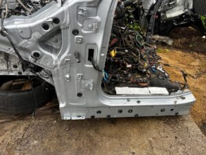 ĆWIARTKA PODŁUŻNICA PRÓG FARTUCH LEWA LEWY BMW E71 X6M