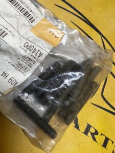 2 X ŚRUBA DWUSTRONNA GŁOWICY CYLINDRÓW BMW M40 M42 M73 M73N M7X45 NOWA OEM