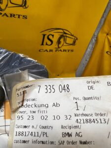 ZAŚLEPKA ZDERZAKA PRZÓD HAKA HOLOWNICZEGO BMW 7 F01 F02 LIFT NOWA OEM