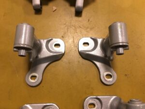 ZAWIASY DRZWI PRZÓD TYŁ MERCEDES W176 INFINITI Q30