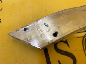 WSPORNIK MOCOWANIE PASA PRAWY MERCEDES W257