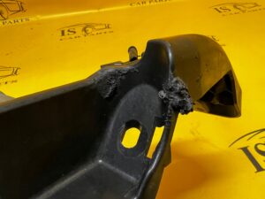 WSPORNIK MOCOWANIE CZUJNIKA MARTWEGO POLA LEWY RANGE ROVER VELAR L560