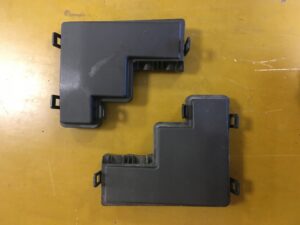 OSŁONA POKRYWA BEZPIECZNIKÓW NISSAN X-TRAIL T32