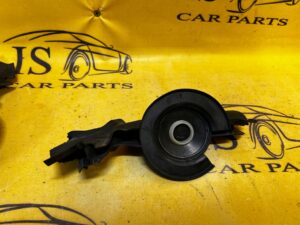 PRAWA USZCZELKA RYNNA LISTWA MASKI BMW F22 F20 F21