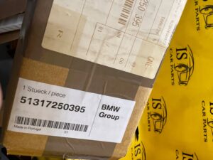 LISTWA SZYBY CZOŁOWEJ PRZÓD LEWA LEWY BMW X5 E70 E70 LIFT NOWA OEM