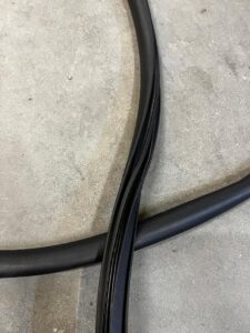 USZCZELKA DRZWI PRZÓD PRZEDNICH LEWA PRAWA CITROEN C4 GRAND PICASSO II EU