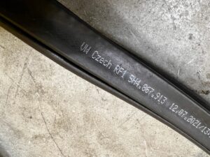 USZCZELKA DRZWI TYŁ TYLNYCH LEWY LEWA VOLKSWAGEN GOLF VIII HB EU