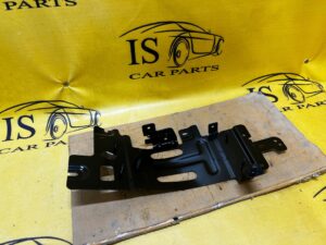 MOCOWANIE SKRZYNKI BEZPIECZNIKÓW DISCOVERY V L550