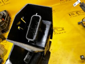 ZAMEK DRZWI TYŁ PRAWY RENAULT MEGANE IV