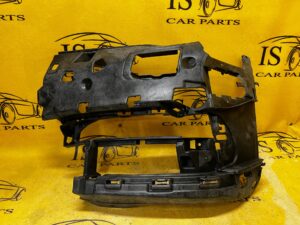 WZMOCNIENIE ZDERZAKA MOCOWANIE LAMPY P MGŁ PRZÓD LEWE BMW 7 G11 G12 NOWE OE