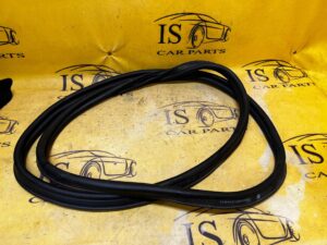 USZCZELKA KLAPY BAGAŻNIKA DACIA SANDERO III 2021R