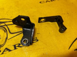 ZAWIASY DRZWI PRAWY TYŁ FORD KUGA MK3 SZARE KH3