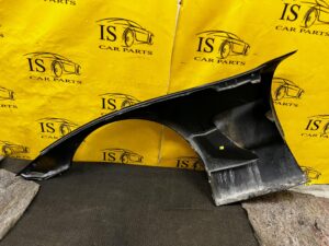 BŁOTNIK PRZÓD PRZEDNI PRAWY LISTWA CHEVROLET CORVETTE C5 97-04