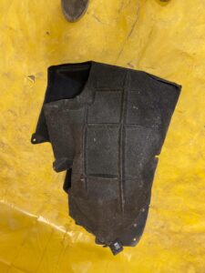 NADKOLE PRAWY TYŁ TYLNE INFINITI Q70 M35H ORYGINAŁ