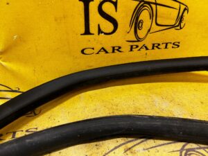 USZCZELKA DRZWI PRZEDNICH PRZÓD FORD ESCAPE MK4