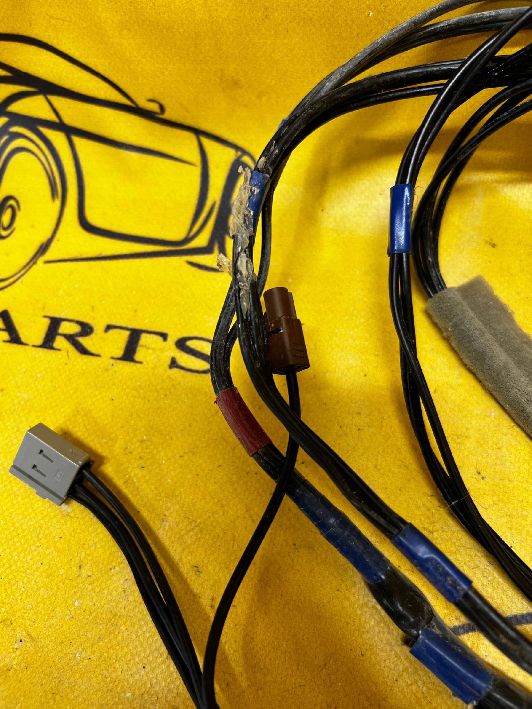 WIĄZKA PODSUFITKI INSTALACJA DACHU INFINITI Q30