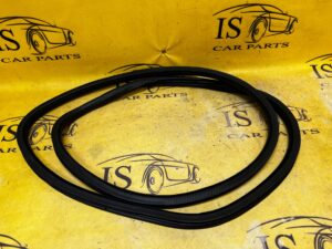 USZCZELKA TYLNYCH DRZWI PORSCHE CAYENNE II 7P5 LIFT 92A