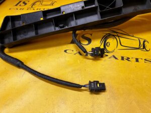 BELKA ABSORBER ZDERZAKA TYŁ WIĄZKA CZUJNIKÓW PARKOWANIA TYŁ INFINITI Q30