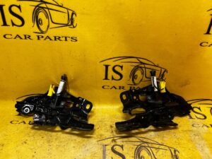 KOMPLET ZAWIASY MASKI NABOJE PIROTECHNICZNE LEWY PRAWY BMW 5 G30