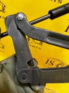 ZAWIASY TELESKOPY MASKI SIŁOWNIKI JAGUAR XJ X350