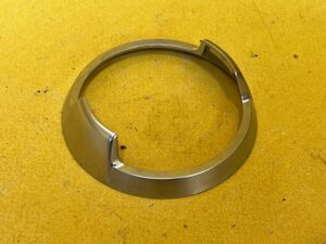 RAMKA KORKA ZBIORNIKA WYRÓW PORSCHE 911 991 LIFT