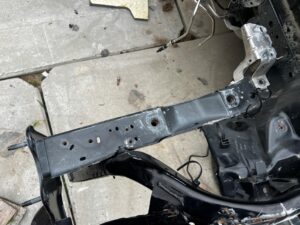 ĆWIARTKA PODŁUŻNICA SŁUPEK LEWY PRZÓD FORD ESCAPE MK4 USA 2020