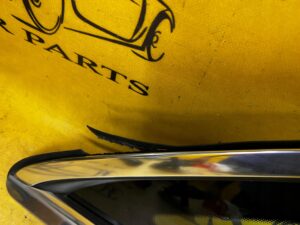 SZYBA KAROSERYJNA BŁOTNIKA TYŁ PRAWY MERCEDES E-KLASA W213 S213 KOMBI 2019R