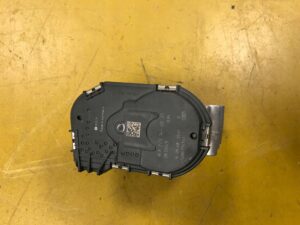 PRZEPUSTNICA INFINITI Q30 MERCEDES W176 CGI 1.6 T