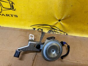 KLAKSON SYRENA UCHWYT MOCOWANIE PORSCHE CAYENNE II 7P5 LIFT 92A