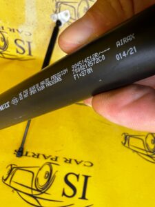 KOMPLET SIŁOWNIKI TELESKOPY KLAPY BAGAŻNIKA TYŁ DACIA SANDERO III 3