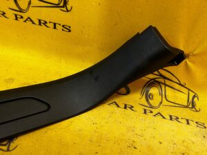 OSŁONA POSZYCIE PROGU PRAWY LR RANGE ROVER EVOQUE II L551