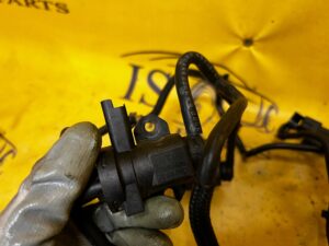 PRZEWÓD PODCIŚNIENIA JAGUAR LR 2.0D 204DTA