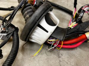 INSTALACJA ELEKTRYCZNA WIĄZKA PRZEDNIA GŁÓWNA TESLA MODEL 3 PRZEDLIFT RWD