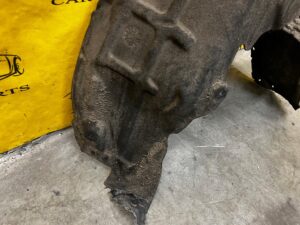 NADKOLE TYŁ PRAWE PRAWY MERCEDES C-KLASA W206