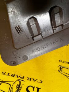 KIEROWNICA WLOT DOLOT POWIETRZA AUDI A8 D4
