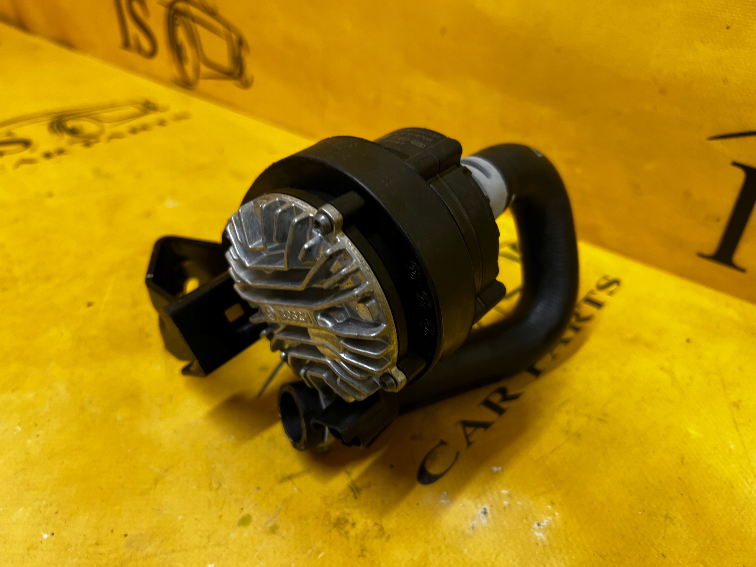 DODATKOWA POMPKA POMPA WODY CHŁODZENIA RENAULT ESPACE VI AUSTRAL