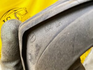 LISTWA USZCZELKA DRZWI TYL LEWY LEWA DACIA DUSTER II