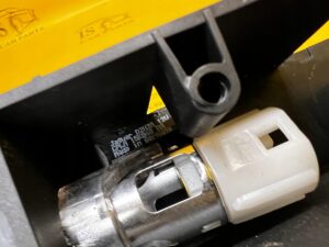 GNIAZDO ZAPALNICZKI ZAPALNICZKA LAND ROVER DISCOVERY 5 V L462