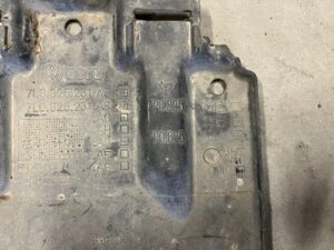 OSŁONA PŁYTA PODWOZIA PORSCHE CAYENNE II 7P5 4.8T