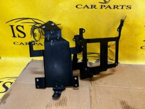 WSPORNIK UCHWYT MOCOWANIE KOMPUTERA SILNIKA PORSCHE CAYENNE II 7P5 LIFT 92A