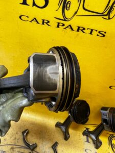 KOMPLET TŁOKI KORBOWODY ŚRUBY SILNIKA B38 BMW F40 MINI