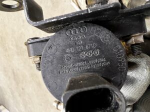 CHŁODNICZKA CHŁODNICA OLEJU SKRZYNI AUDI SQ7 Q7 4M0 4.0 TDI