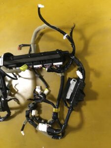 WIĄZKA INSTALACJA DESKI KOKPITU INFINITI Q70 HYBRYDA