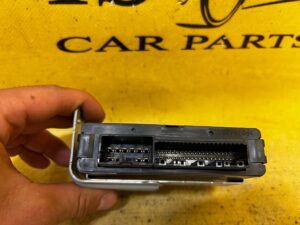 STEROWNIK MODUŁ NAPĘDU 4WD TOYOTA HILUX VIII 8