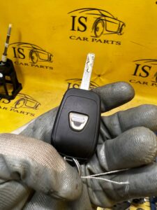 KLUCZYK PILOT DACIA SANDERO III